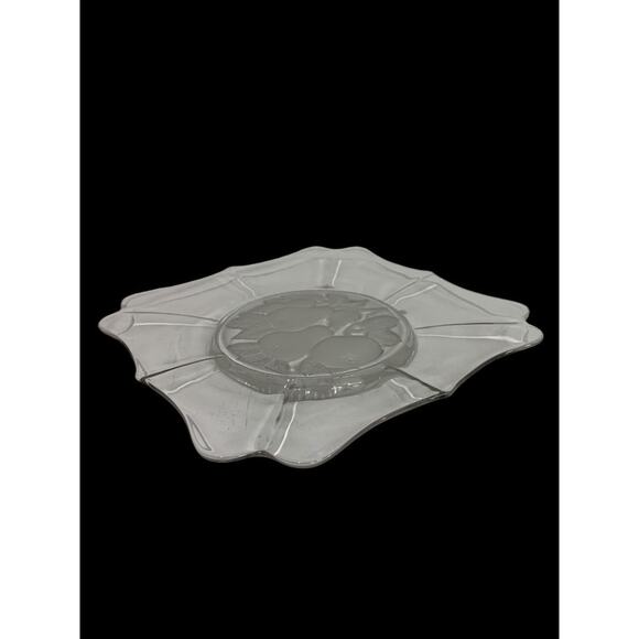 Intaglio Fruit Imperial Glass 1970s Clear Torte Plate. 11.25 Inches - Picture 6 of 7